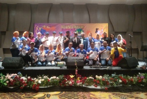 Guru SMA  Zulkifli Hasan  Kenang Sekolah Kebanjiran