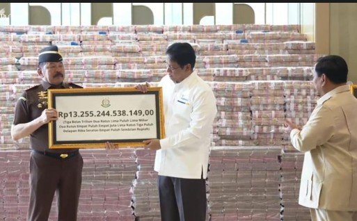 Edan, Uang Rp 13 Triliun Hasil Korupsi Minyak Sawit